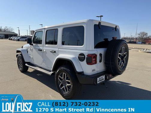 2024 Jeep Wrangler 4-Door Sahara 4x4