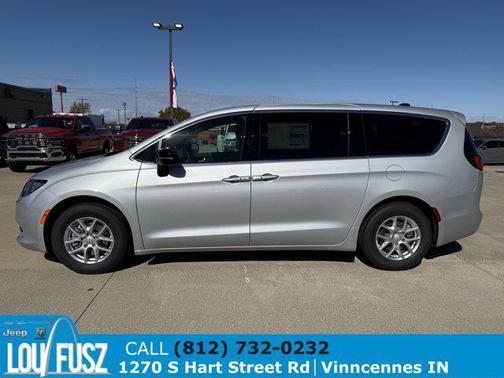 2026 Chrysler Voyager LX