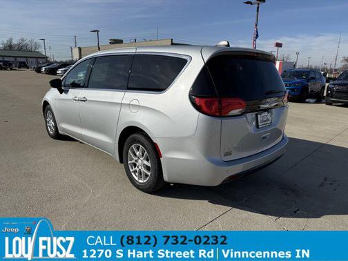 2026 Chrysler Voyager LX