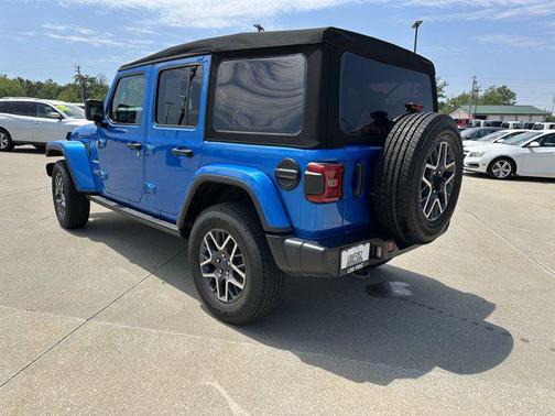 2024 Jeep Wrangler 4-Door Sahara 4x4