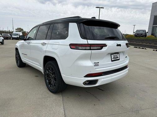 2025 Jeep Grand Cherokee L Summit Reserve