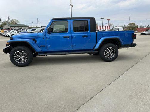 2025 Jeep Gladiator Sport S