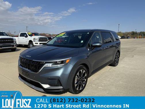 2024 Kia Carnival EX