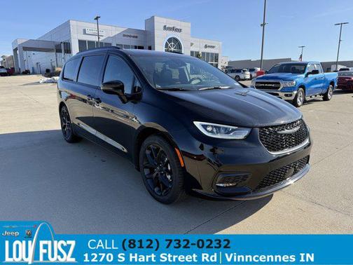 2026 Chrysler Pacifica Limited