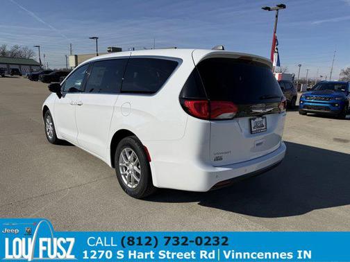 2026 Chrysler Voyager LX