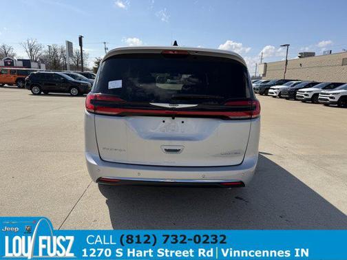 2026 Chrysler Pacifica Limited