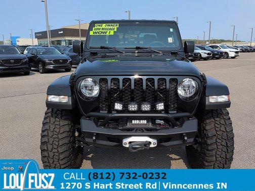 Black Clearcoat 2023 Jeep Gladiator Sport S