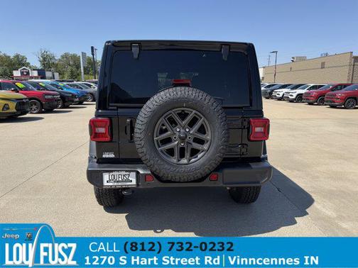 Black Clearcoat 2026 Jeep Wrangler Sport S