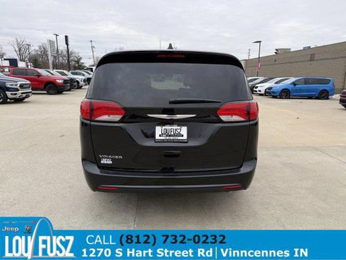 2026 Chrysler Voyager LX