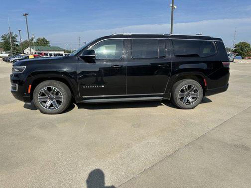 2023 Jeep Wagoneer L Series II 4x4