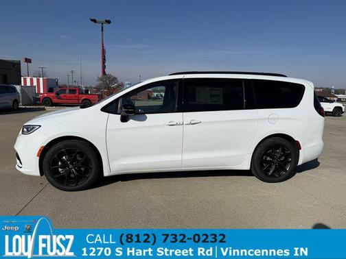 2026 Chrysler Pacifica Limited