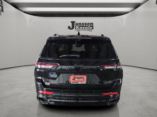 Diamond Black 2025 Jeep Grand Cherokee L Summit