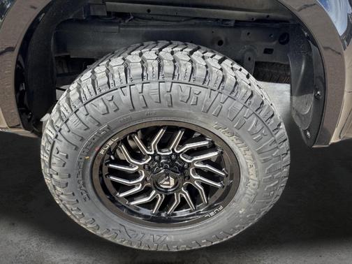 Diamond Black 2024 RAM 2500 Big Horn