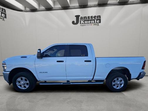 Bright White Clearcoat 2026 RAM 2500 Big Horn