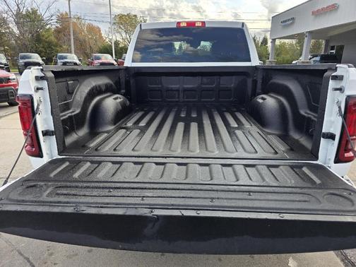 Bright White Clearcoat 2026 RAM 2500 Big Horn