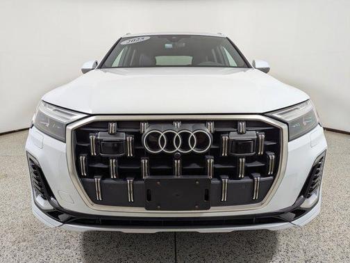 2025 Audi Q7 Premium Plus 55 TFSI quattro Tiptronic