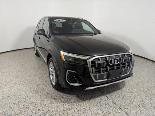 2025 Audi Q7 Premium Plus 55 TFSI quattro Tiptronic