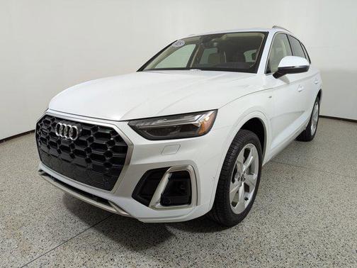 2025 Audi Q5 Prestige 45 TFSI S line quattro S tronic