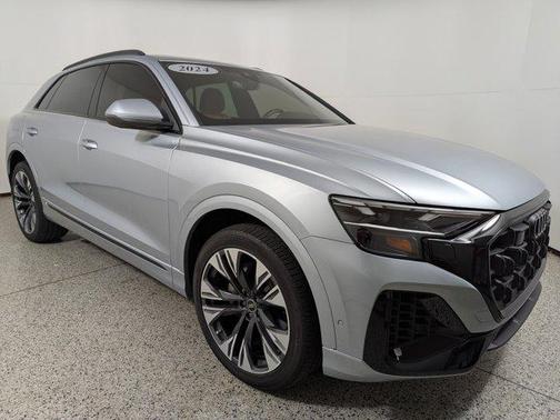 2024 Audi Q8 Premium 55 TFSI quattro