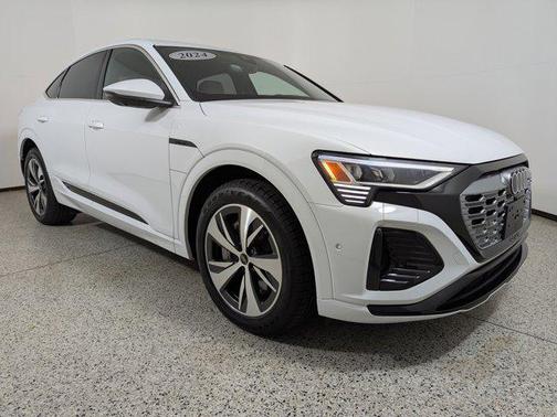 2024 Audi Q8 e-tron S line Premium Plus quattro