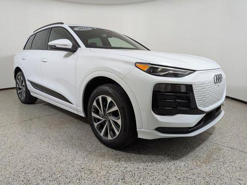 2025 Audi Q6 e-tron Premium quattro