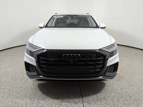 2021 Audi Q8 Premium Plus 55 TFSI quattro Tiptronic