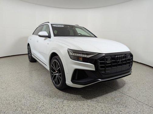 2021 Audi Q8 Premium Plus 55 TFSI quattro Tiptronic
