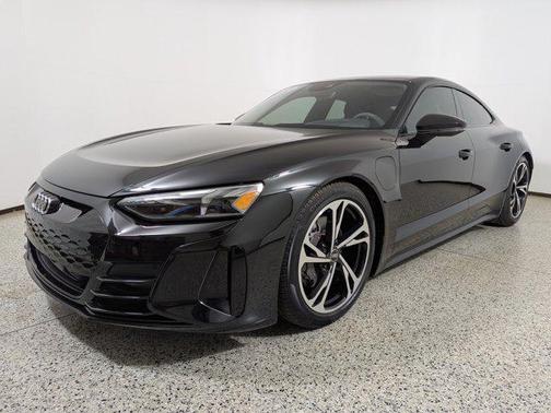 2022 Audi e-tron GT Premium Plus quattro