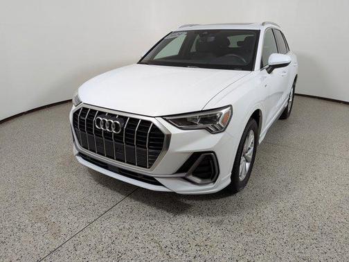 2024 Audi Q3 Premium Plus 45 TFSI S line quattro Tiptronic