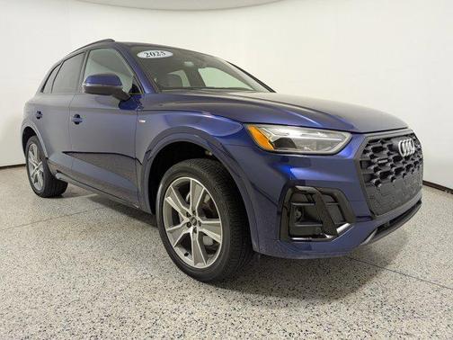 2025 Audi Q5 Premium 45 TFSI S line quattro