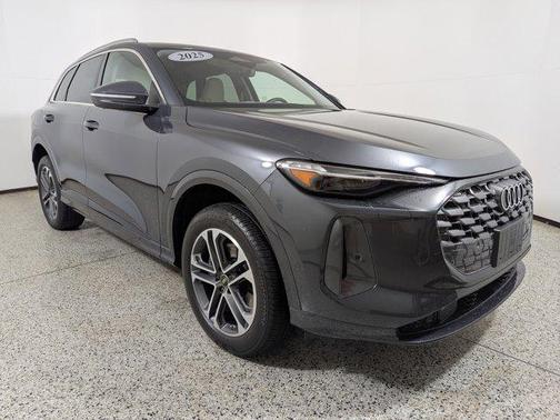 2025 Audi Q5 Premium Plus TFSI quattro S tronic