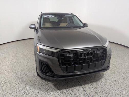2025 Audi Q7 Premium Plus 55 TFSI quattro Tiptronic