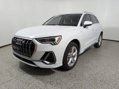 2024 Audi Q3 Premium Plus 45 TFSI S line quattro Tiptronic