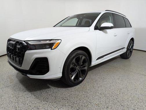 2025 Audi Q7 Premium Plus 55 TFSI quattro Tiptronic