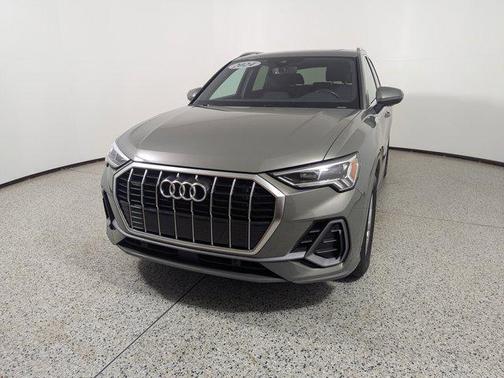 2024 Audi Q3 Premium 45 TFSI S line quattro Tiptronic