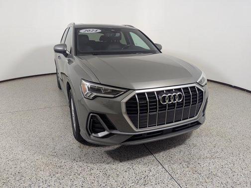 2024 Audi Q3 Premium 45 TFSI S line quattro Tiptronic