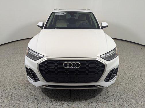 2024 Audi Q5 Premium Plus 45 TFSI S line quattro