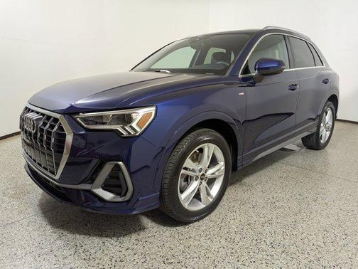 2023 Audi Q3 Premium Plus 45 TFSI S line quattro Tiptronic