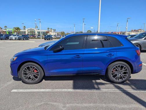 2025 Audi SQ5 Premium Plus TFSI quattro Tiptronic