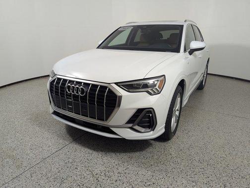 2022 Audi Q3 Premium Plus 45 TFSI S line quattro Tiptronic