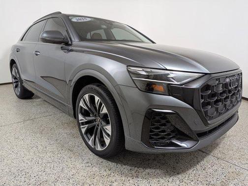 2025 Audi Q8 Premium Plus 55 TFSI quattro