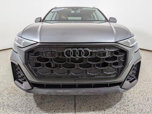 2025 Audi Q8 Premium Plus 55 TFSI quattro