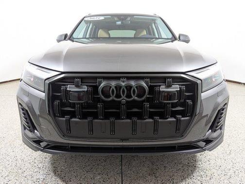 2025 Audi Q7 Premium Plus 55 TFSI quattro Tiptronic