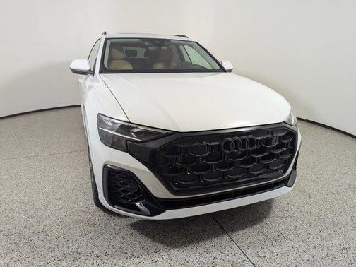 2024 Audi Q8 Premium Plus 55 TFSI quattro