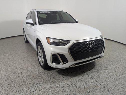 2022 Audi Q5 Premium Plus 45 TFSI S line quattro S tronic