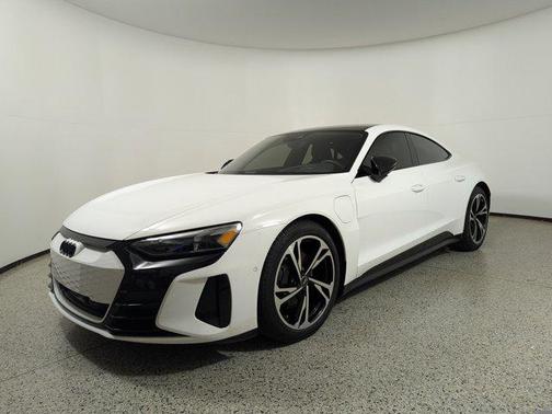 2022 Audi e-tron GT Prestige quattro