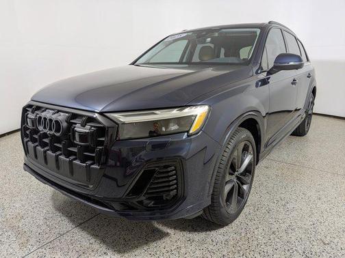 2025 Audi Q7 Premium Plus 55 TFSI quattro Tiptronic