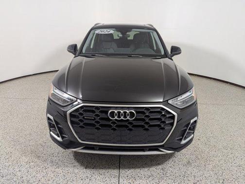 2024 Audi Q5 Premium 45 TFSI S line quattro
