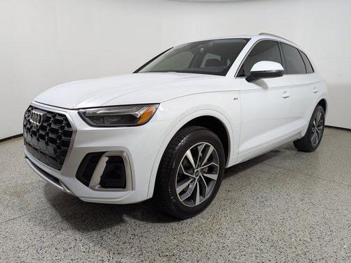 2023 Audi Q5 Premium Plus 45 TFSI S line quattro