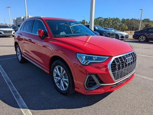 2023 Audi Q3 Premium Plus 45 TFSI S line quattro Tiptronic